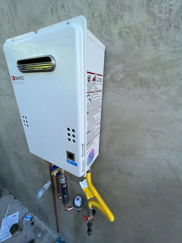 Tankless water heater installation for Lakeside Park homes